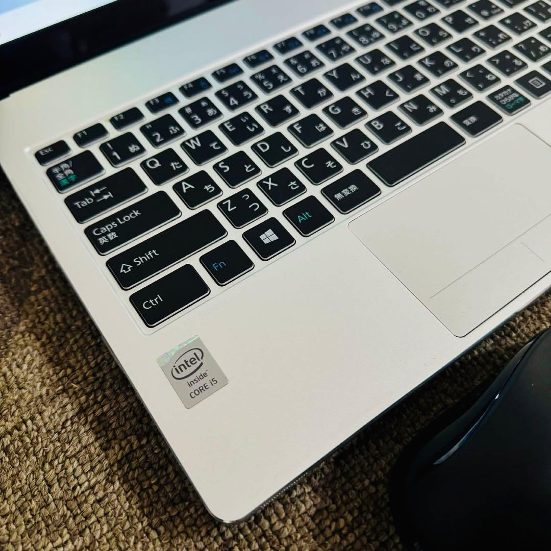 S306 Fujitsuノートパソコンi5 SSD高速Windows11オフィス