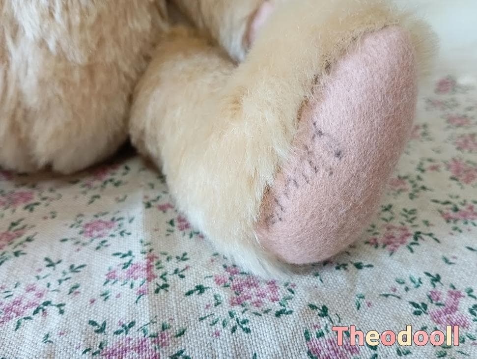 ハンドメイド テディベア シリアルナンバー：243