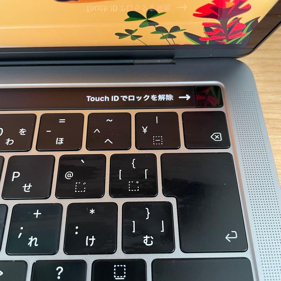 【美品】MacBook Pro 13インチ 2019年モデル 箱付き