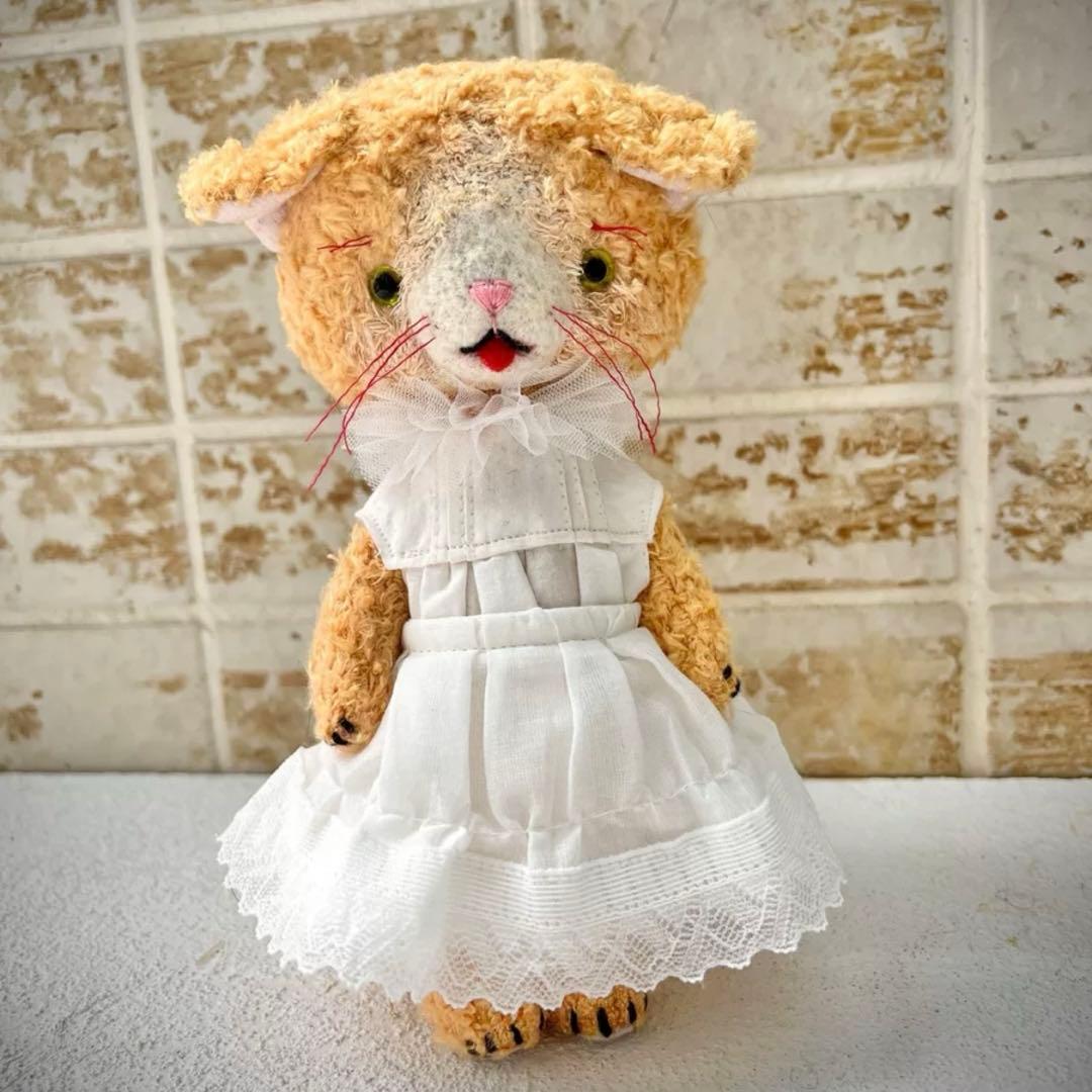 タレミミにゃんこ ぬいぐるみ ハンドメイド ねこ 海外作家様 部屋飾り
