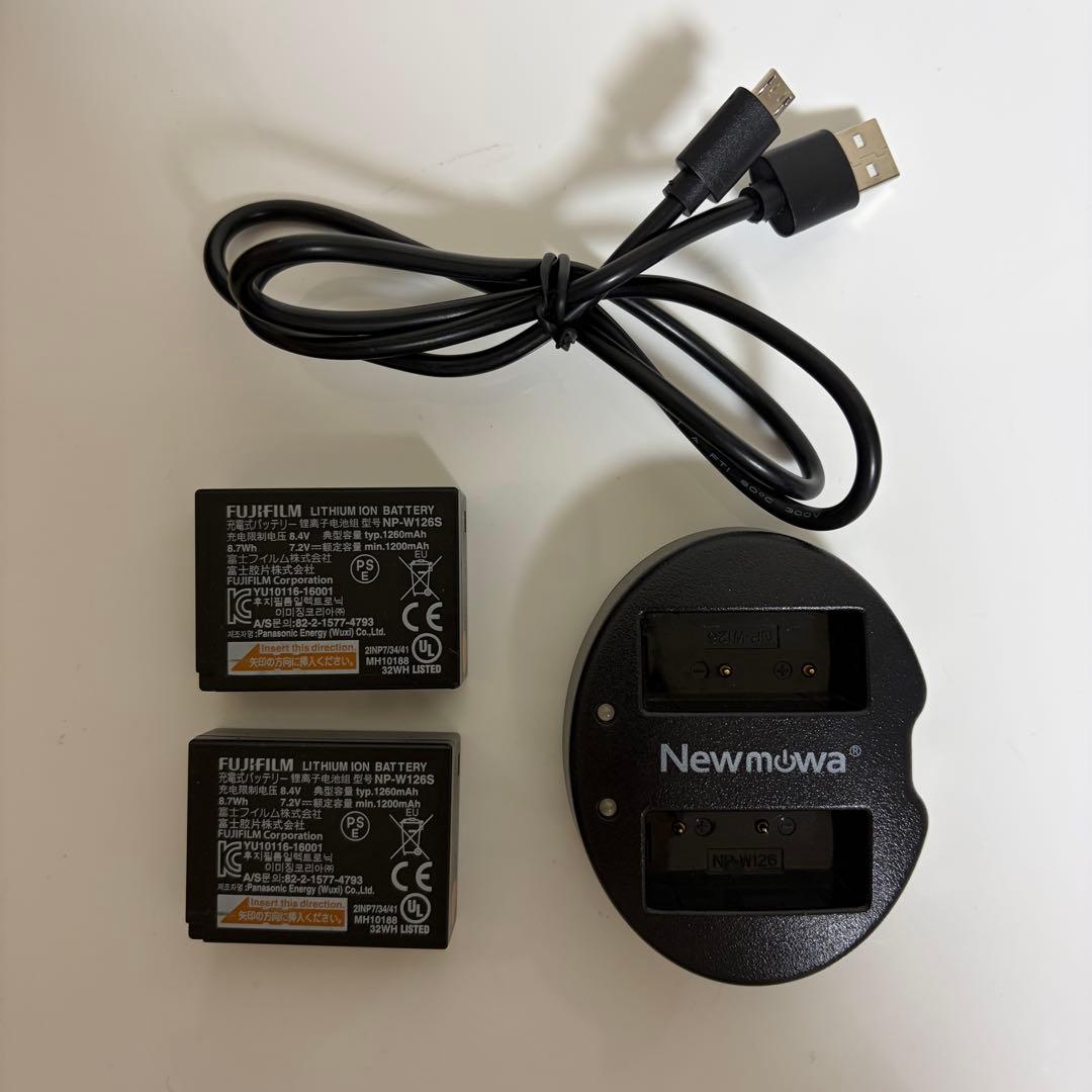 T*y様 Fujifilm X-T30 ミラーレスカメラ 本体 シルバー