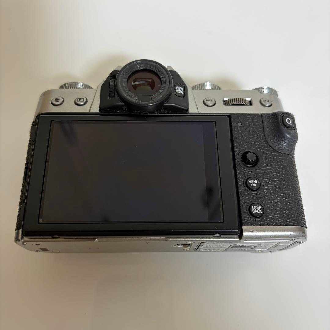 T*y様 Fujifilm X-T30 ミラーレスカメラ 本体 シルバー