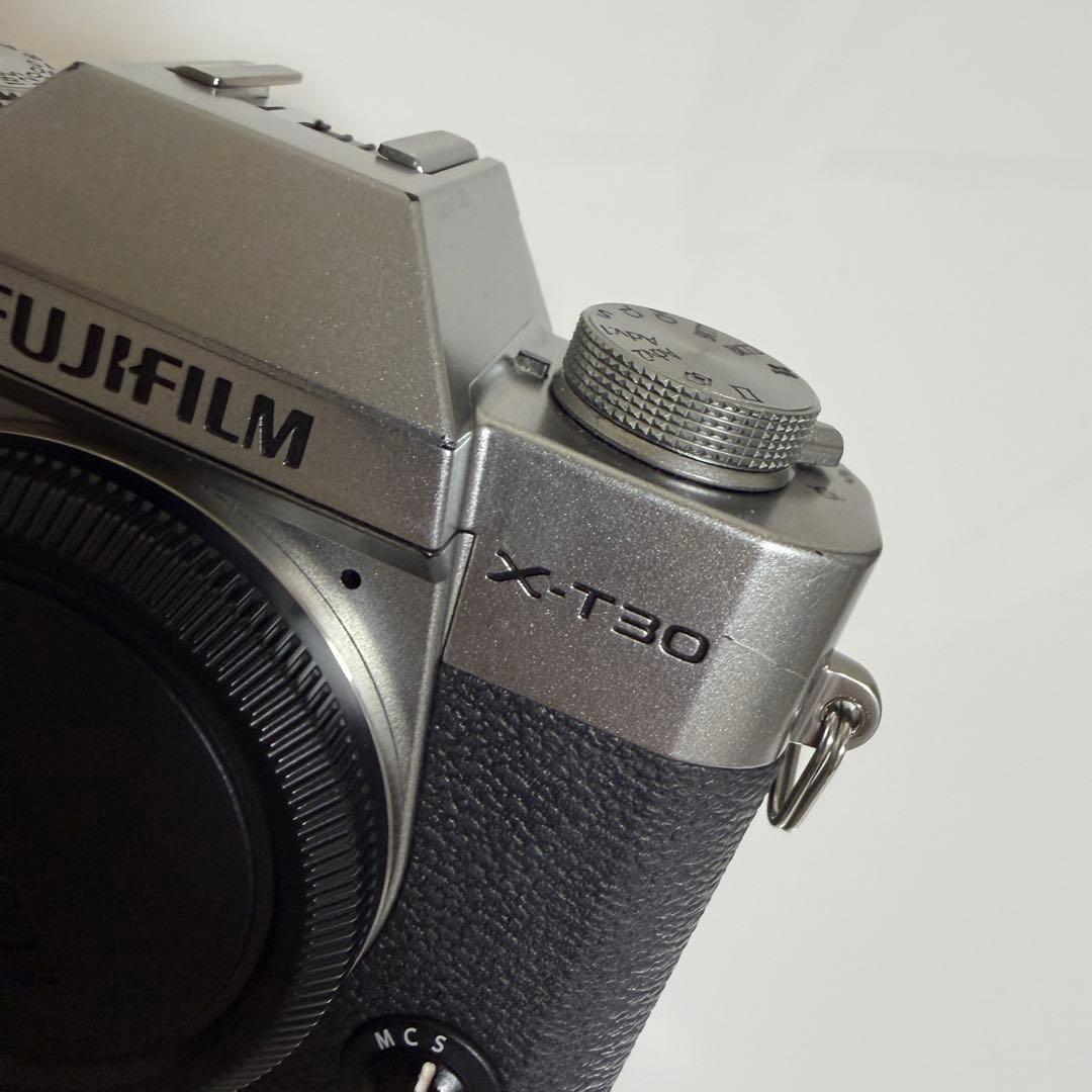 T*y様 Fujifilm X-T30 ミラーレスカメラ 本体 シルバー