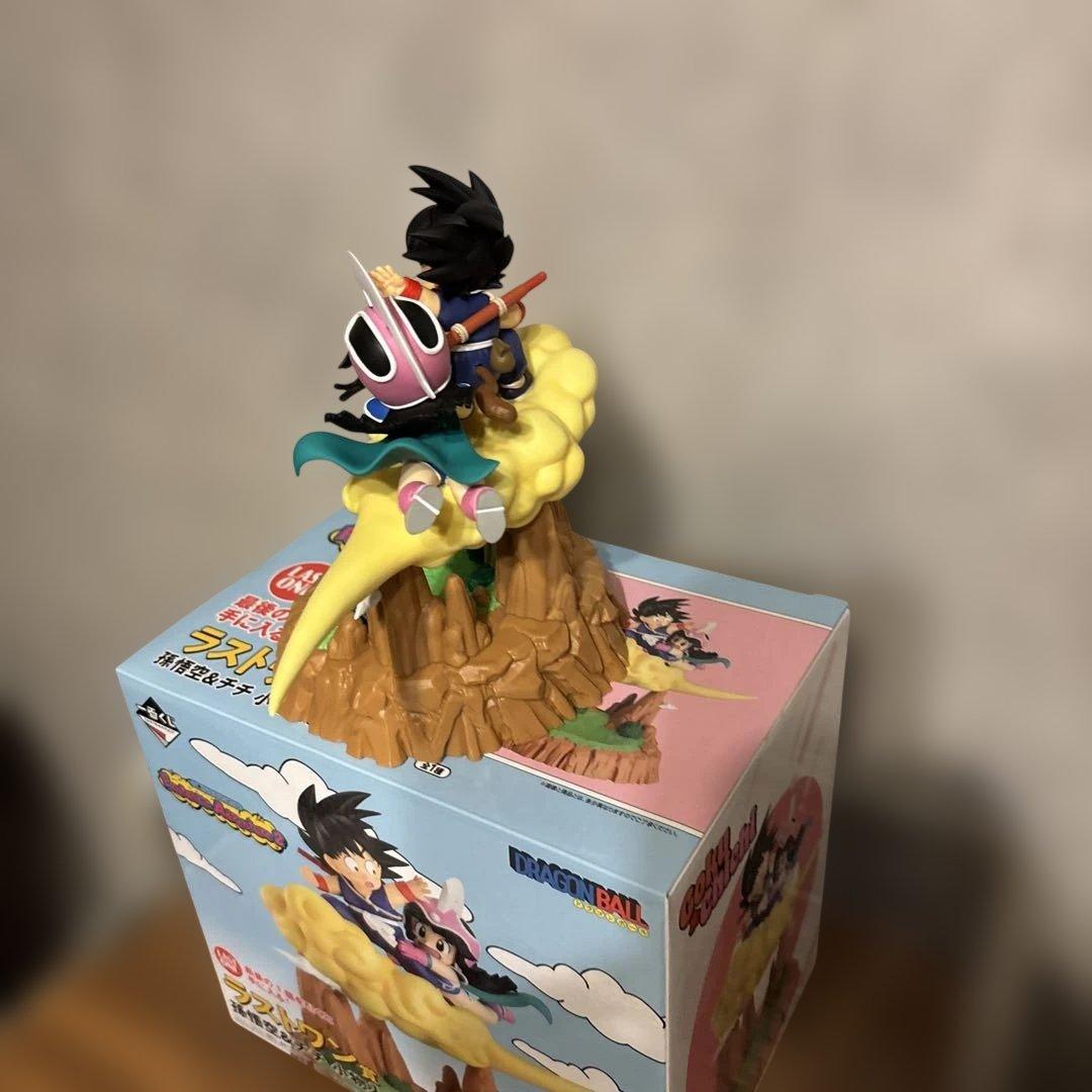 ドラゴンボール　一番くじ　ラストワン賞　孫悟空&チチ　小物入れフィギュア