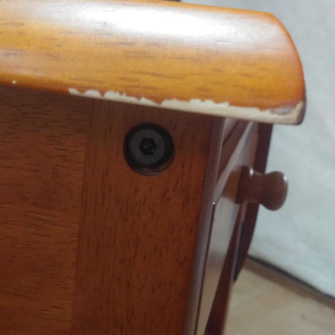 バタフライワゴン　スツール