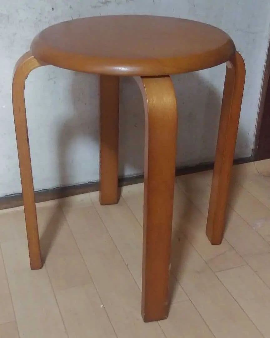 バタフライワゴン　スツール