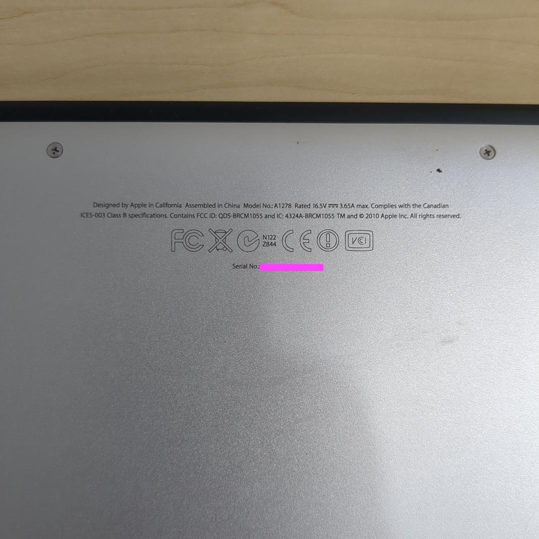 MacBook Pro 13インチ Core i7 新品SSD128GB