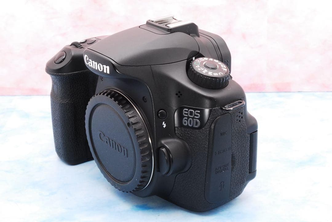 キャノン EOS 60D★S数少★手ぶれ補正レンズ付★一眼レフカメラ★高性能