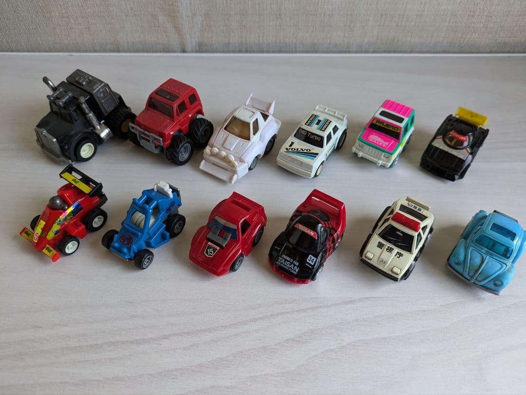 タカラ　チョロQ