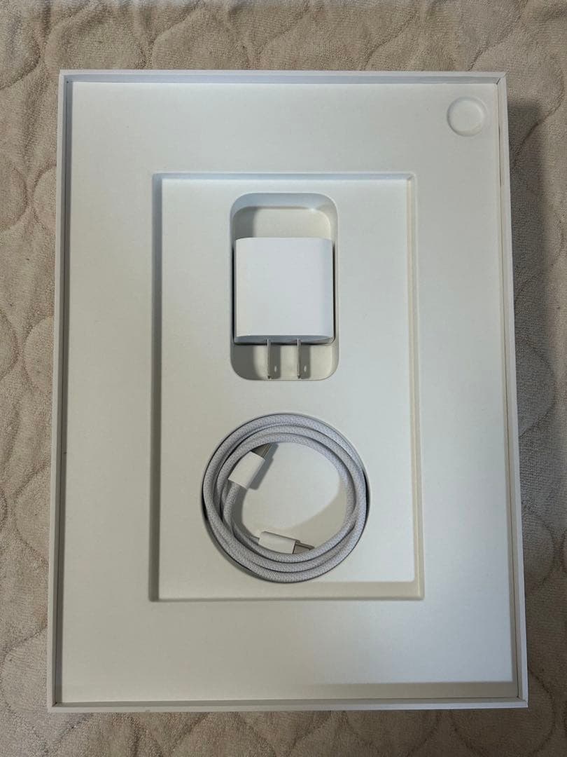 美品Apple iPad Air M2 128GB WIFIモデル