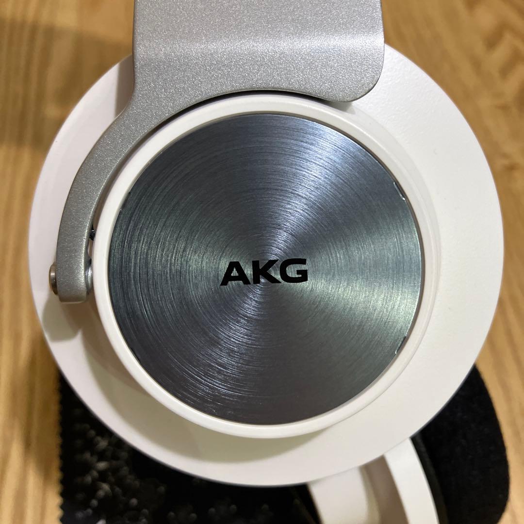 【月曜まで】AKG K545 ヘッドホン ホワイト 有線モデル