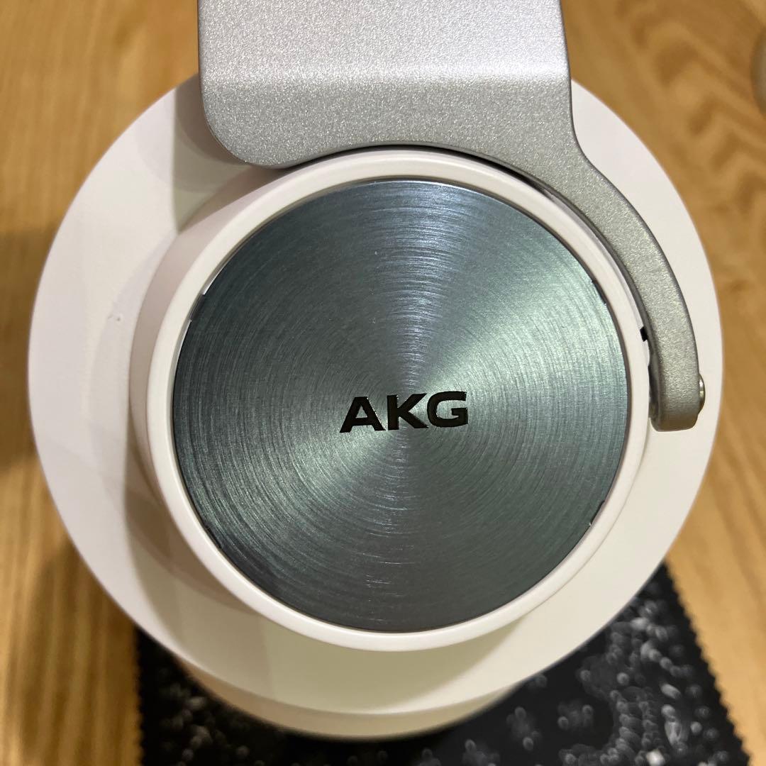 【月曜まで】AKG K545 ヘッドホン ホワイト 有線モデル