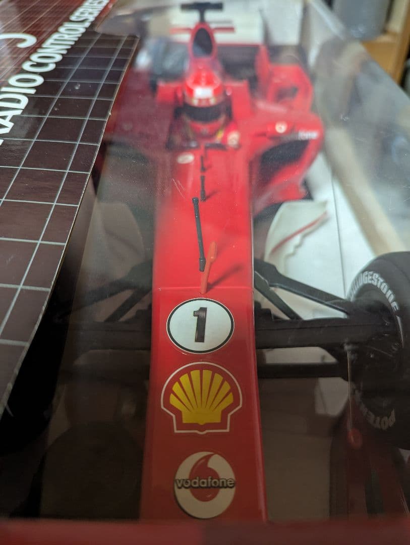 週末Sale シュー◯ッ◯ フェラーリF2005 １/７ 新品未開封動作未確認