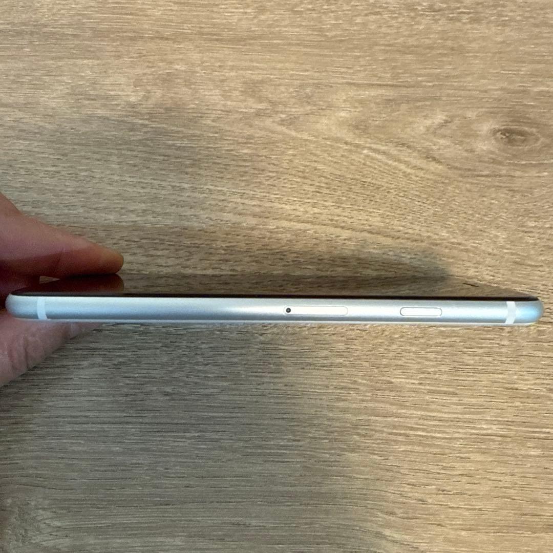 iPhone SE (第2世代) ホワイト 64GB 本体