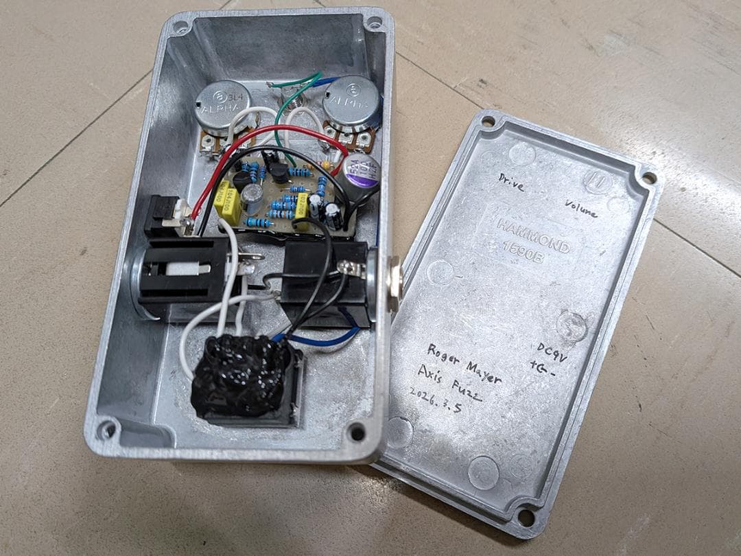 Roger Mayer Axis Fuzz ハンドメイド クローン品