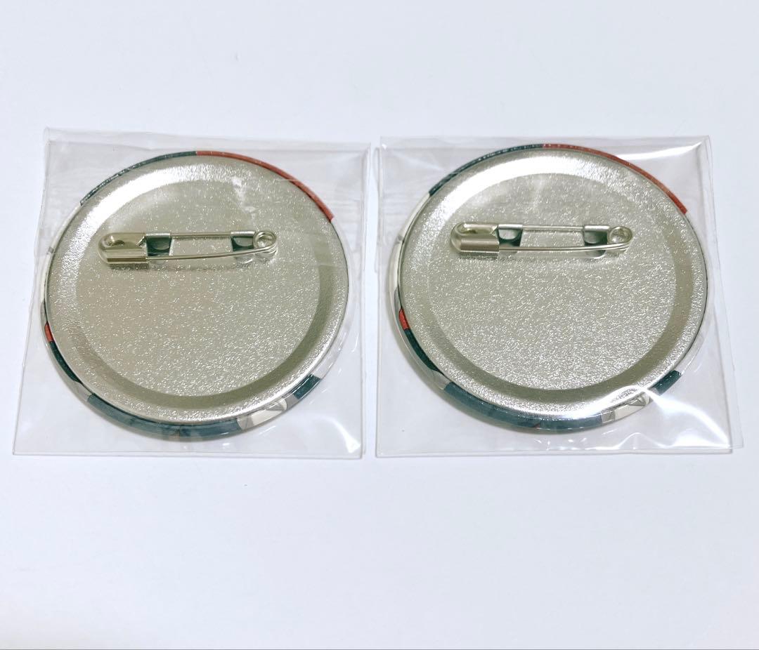 希少 進撃の巨人 ドンキホーテ コラボ ドンキ スーツ エレン 缶バッジ