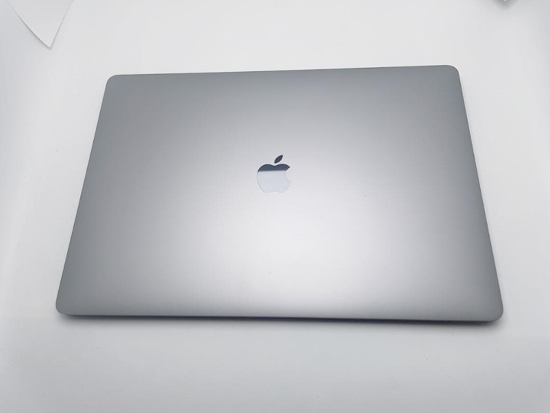 [1386]Apple MacBook Pro 2019 16インチ