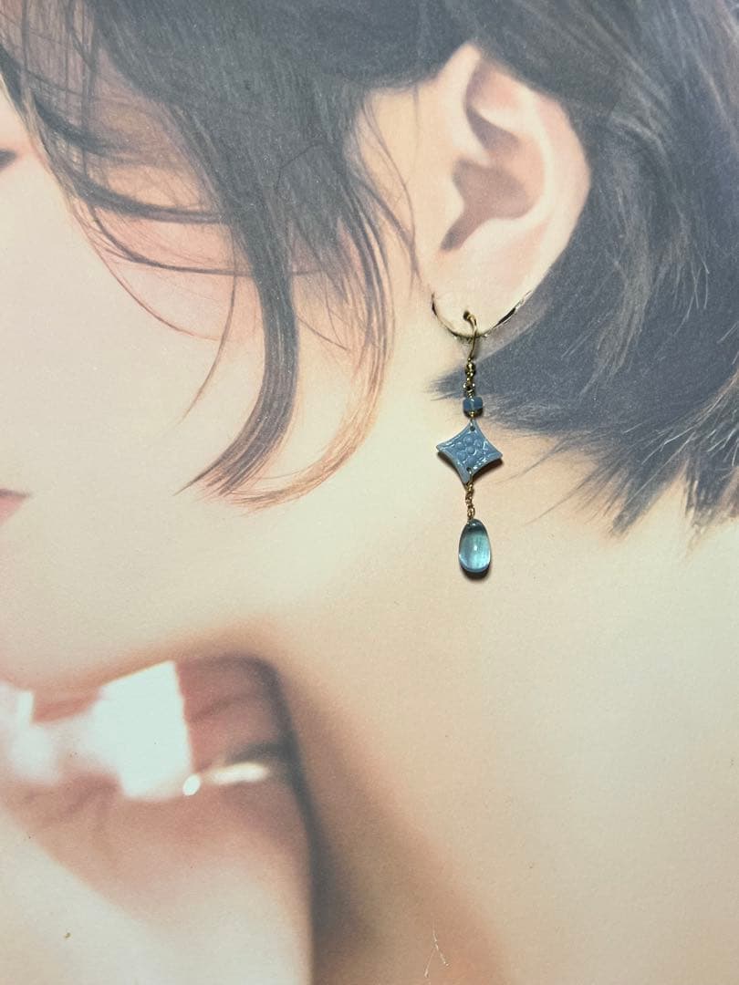 ブルーオパール　フラワー　両面　カービング　アクアマリン　14kgfピアス