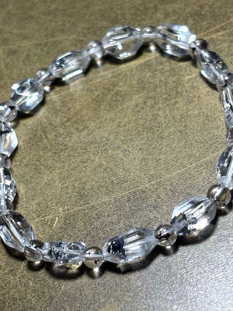 【極上品】　スティブナイトインクォーツブレスレット