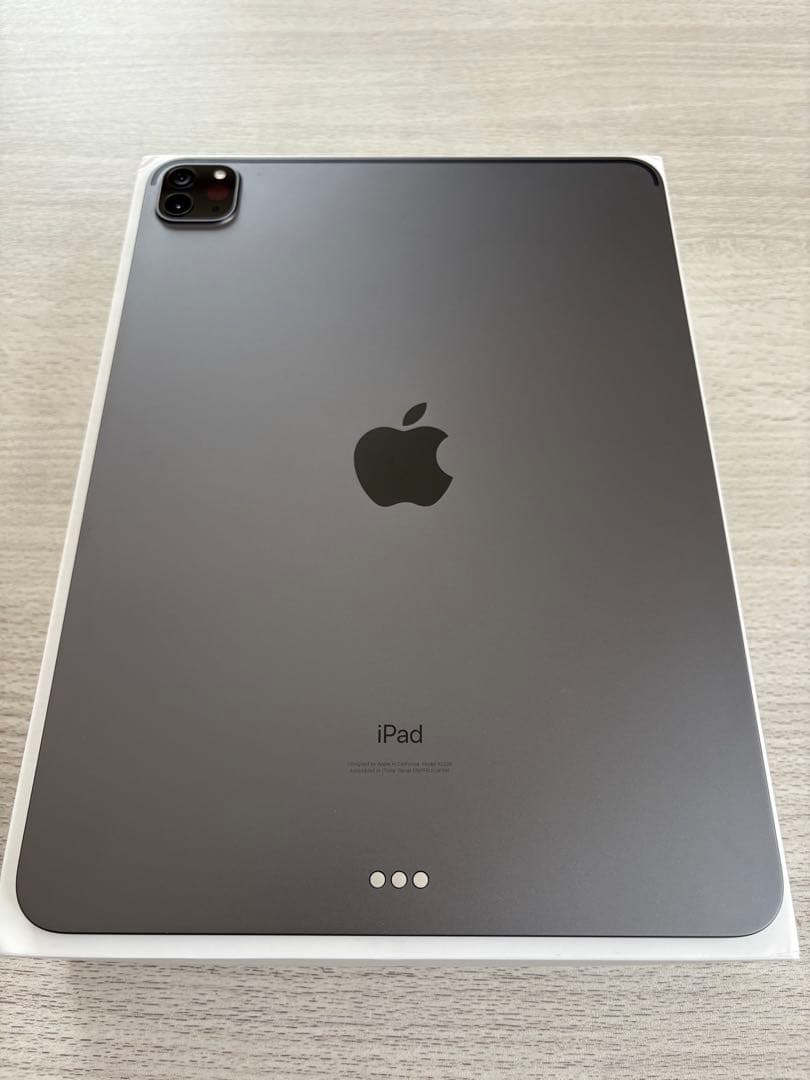 Apple iPad Pro 11インチ　第2世代 128GB Wi-Fiモデル