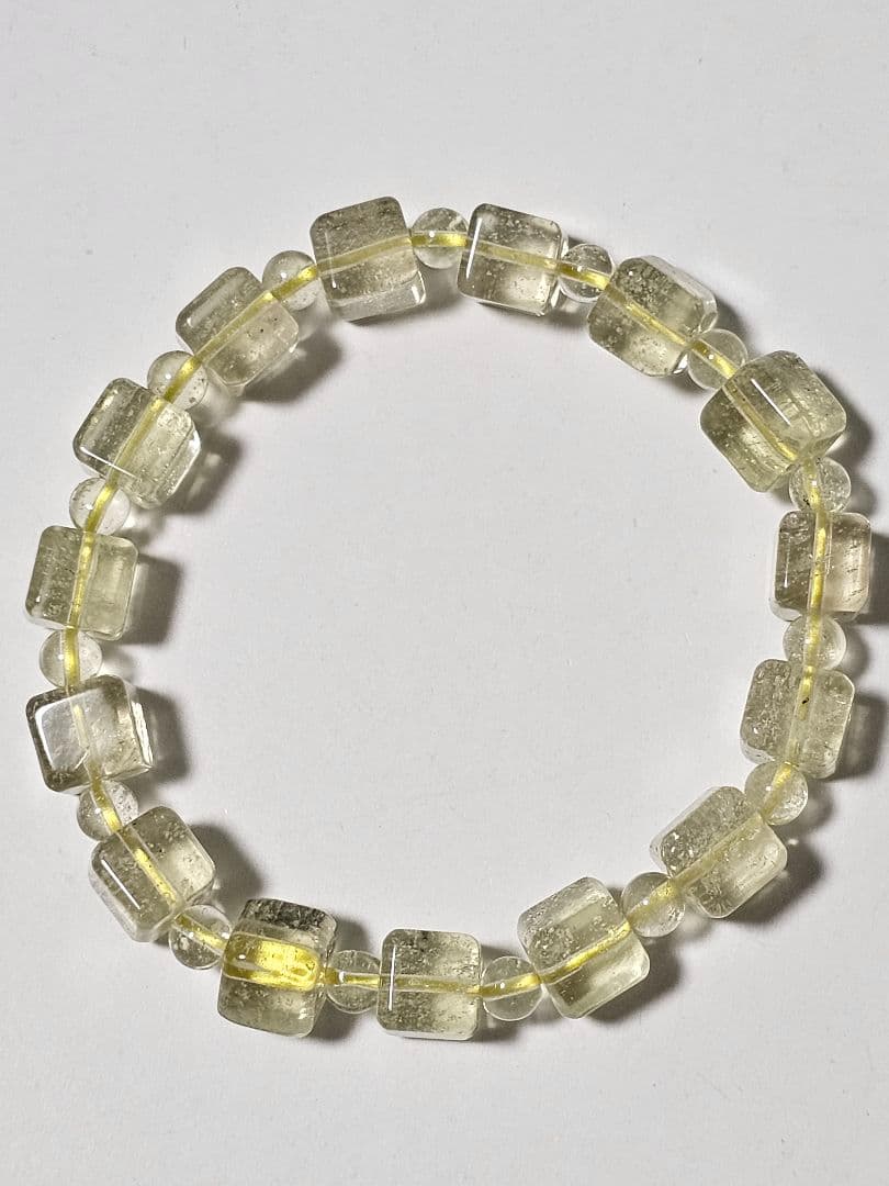⭐人気商品⭐希少⭐リビアングラス　キューブカット　ブレスレット