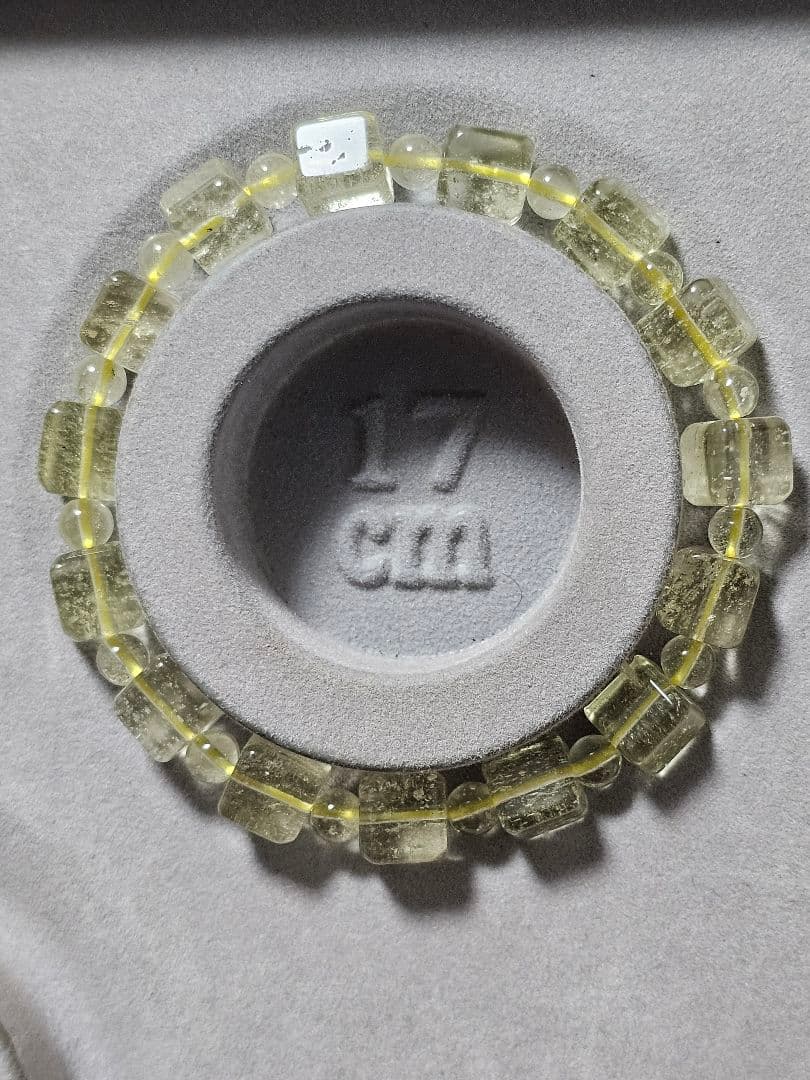 ⭐人気商品⭐希少⭐リビアングラス　キューブカット　ブレスレット