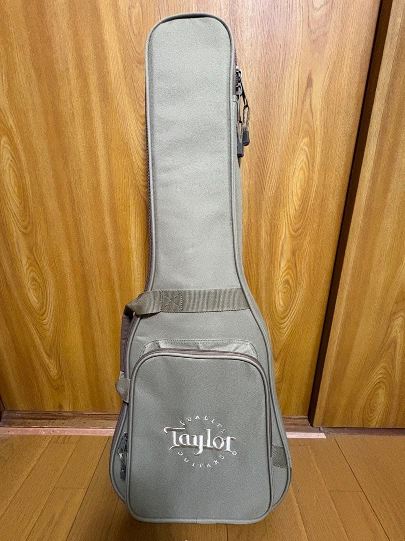 Taylor Swift Baby Taylor-e アコースティックギター