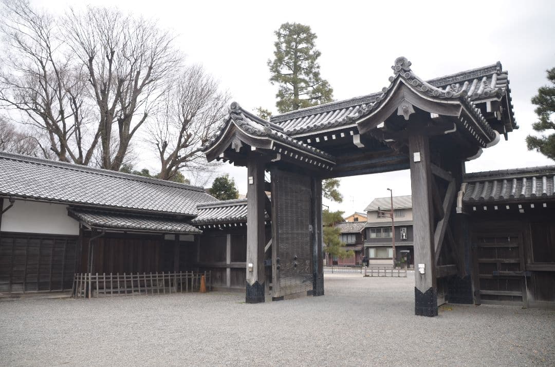 ❤即購入1000円OFF❤ Nikon AF-S 18-300mm VR レンズ