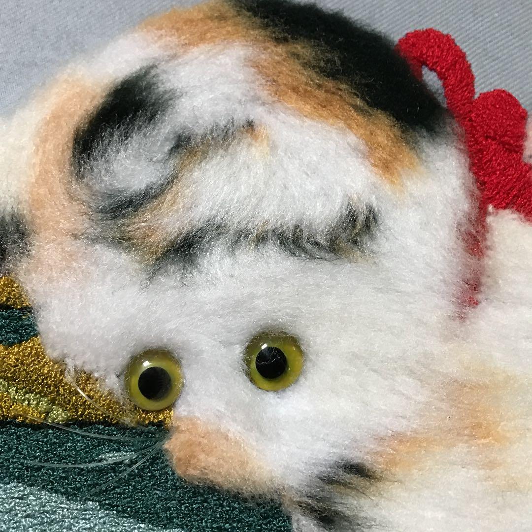 猫の額縁　ネコとカニ　額縁　半切　53×43  美術品　刺繍　毛糸