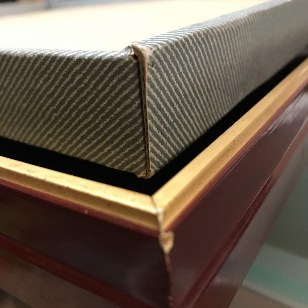 猫の額縁　ネコとカニ　額縁　半切　53×43  美術品　刺繍　毛糸