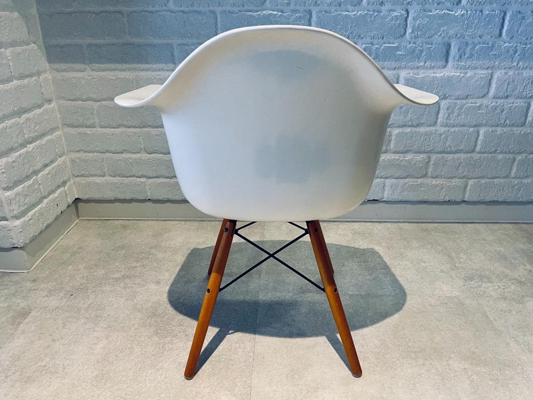 イームズアームシェルチェア 子供用 FRP 木脚　リプロダクト