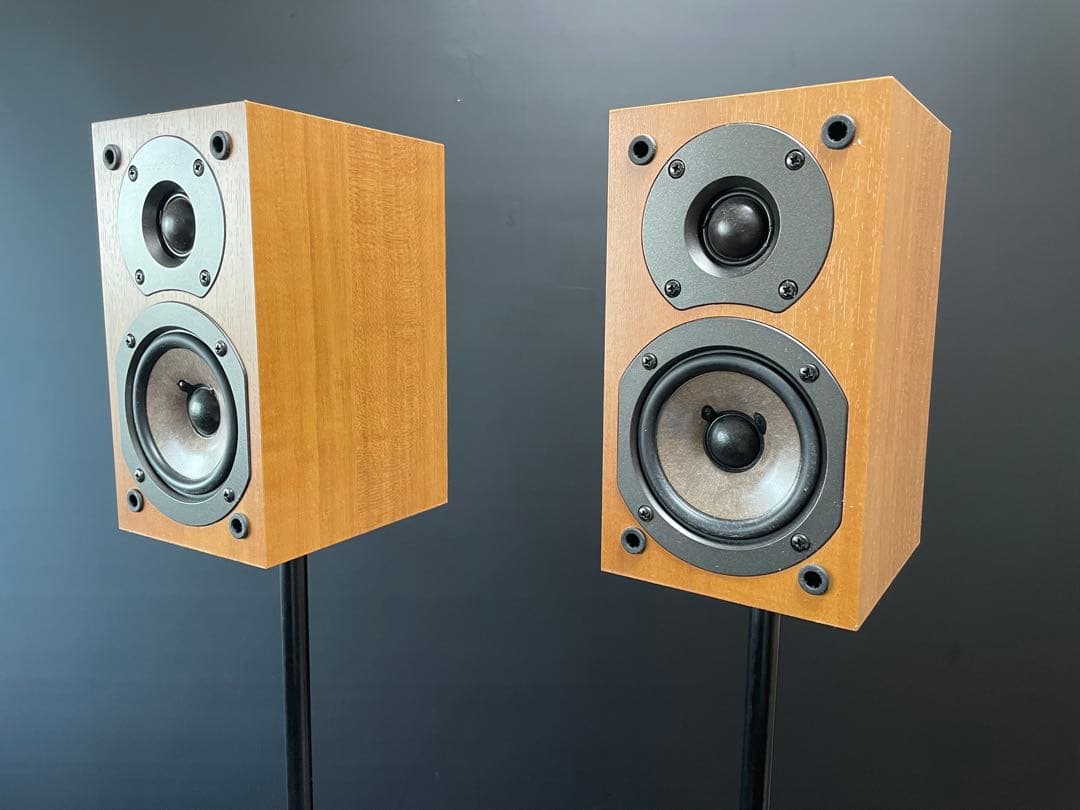 ONKYO スピーカー D-105M 2個セット　スタンド付き