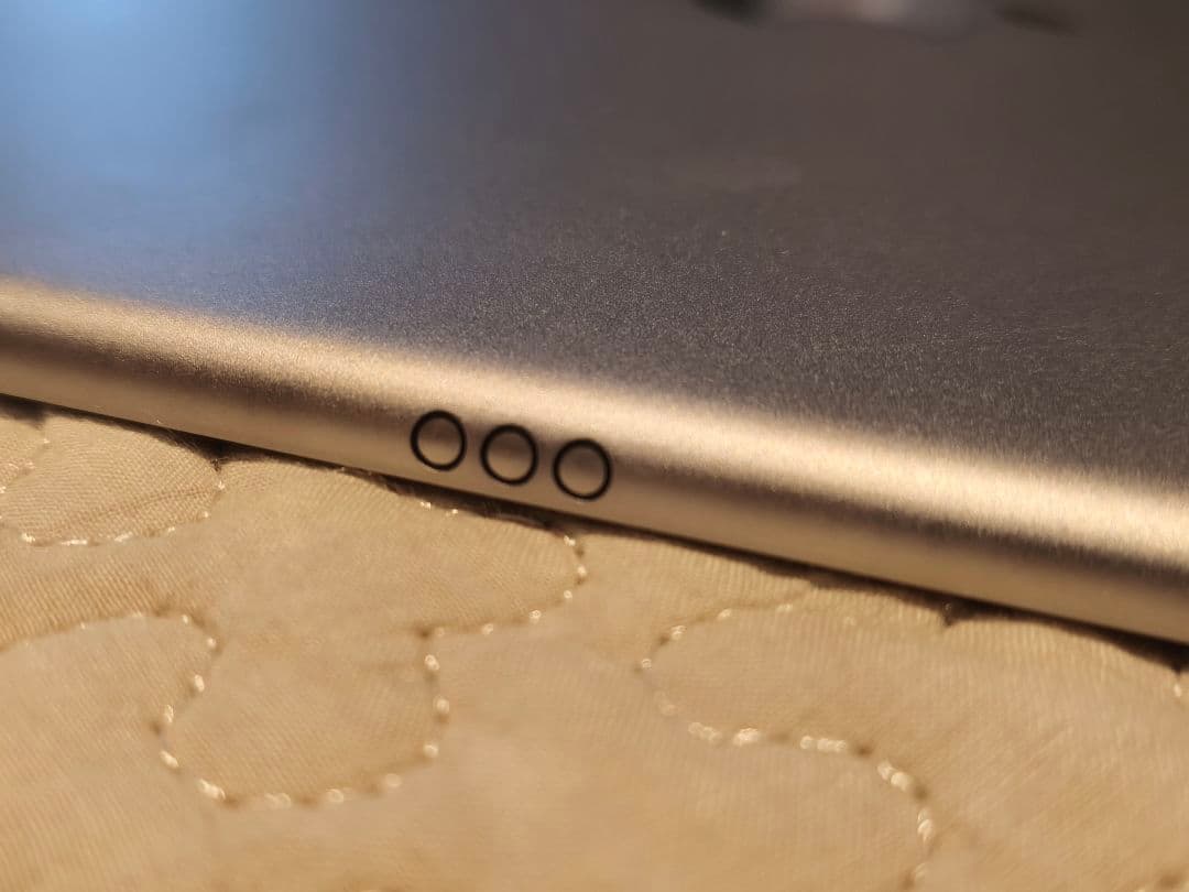 Apple iPad Pro 9.7インチ 256GB シルバー