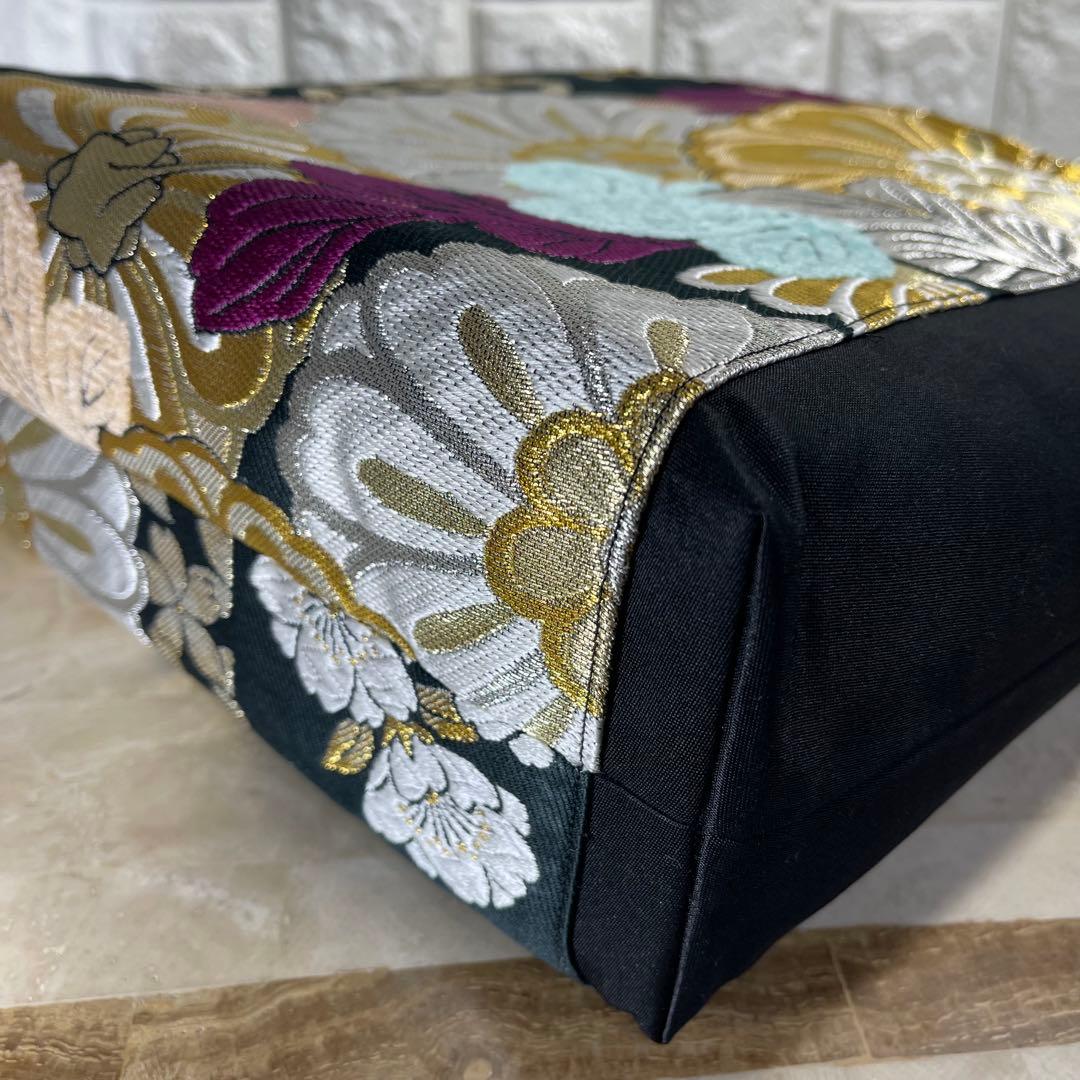 b帯リメイクバッグ 高級正絹✰︎都・もーる✰︎黒地に菊と桜 市松文様 唐織 振袖帯