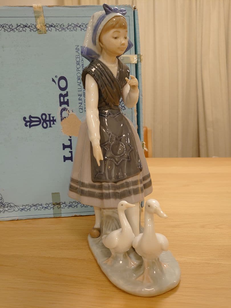 【極美品 絶版 箱付】リヤドロ LLADRO 5202「少女と2匹のアヒル」