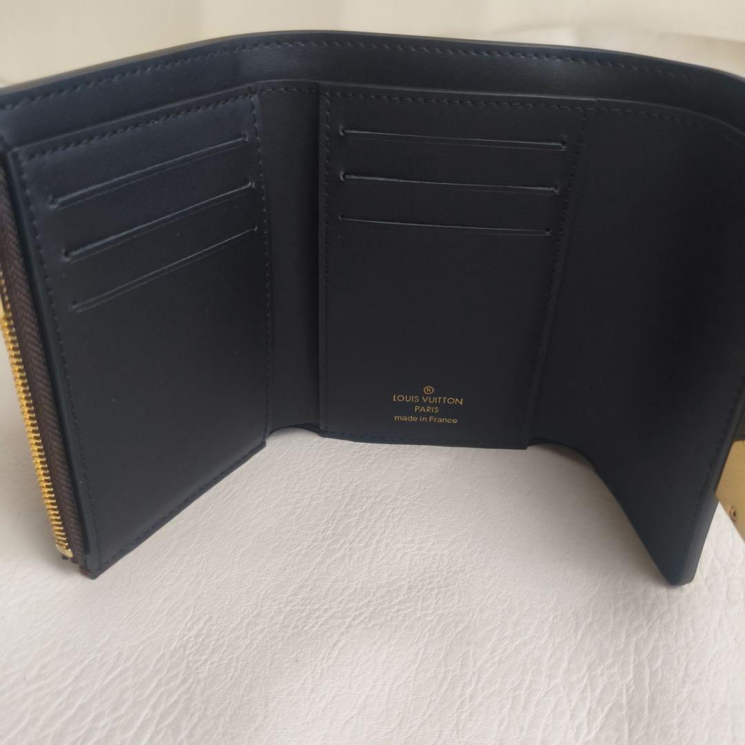 【極美品】コンパクト リバース　M68725三つ折り財布