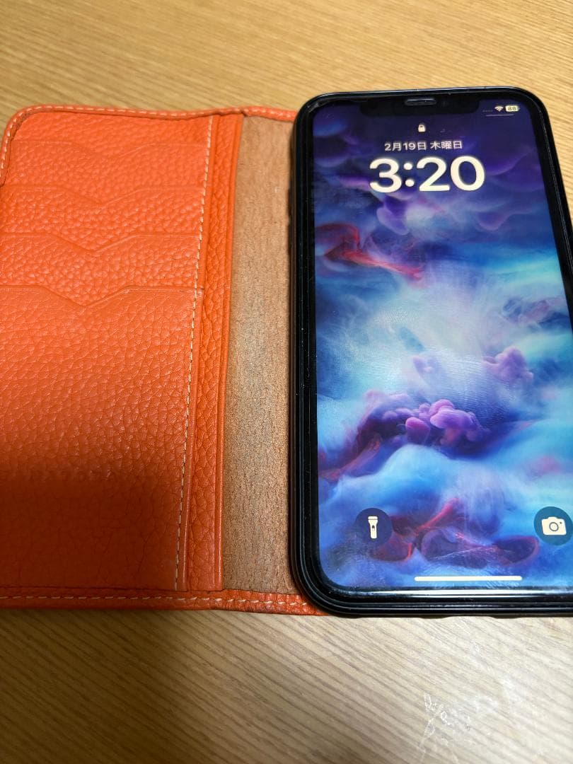 【美品】Apple iPhone XR 64GB 黒 箱付〔バッテリー89％〕