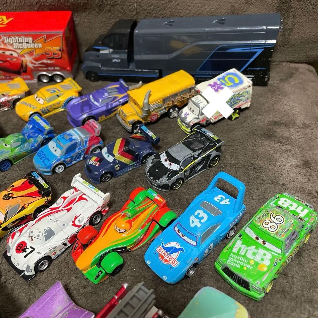 カーズ　トミカ　トレーラー2台含む34台