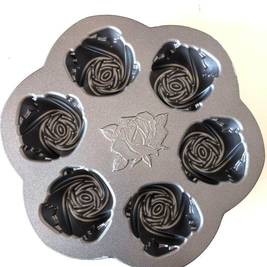 【刻印あり】ノルディックウェア ローズパン バラ ケーキ型 6個焼