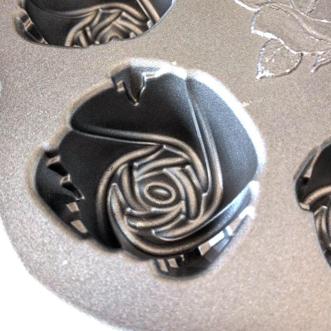 【刻印あり】ノルディックウェア ローズパン バラ ケーキ型 6個焼