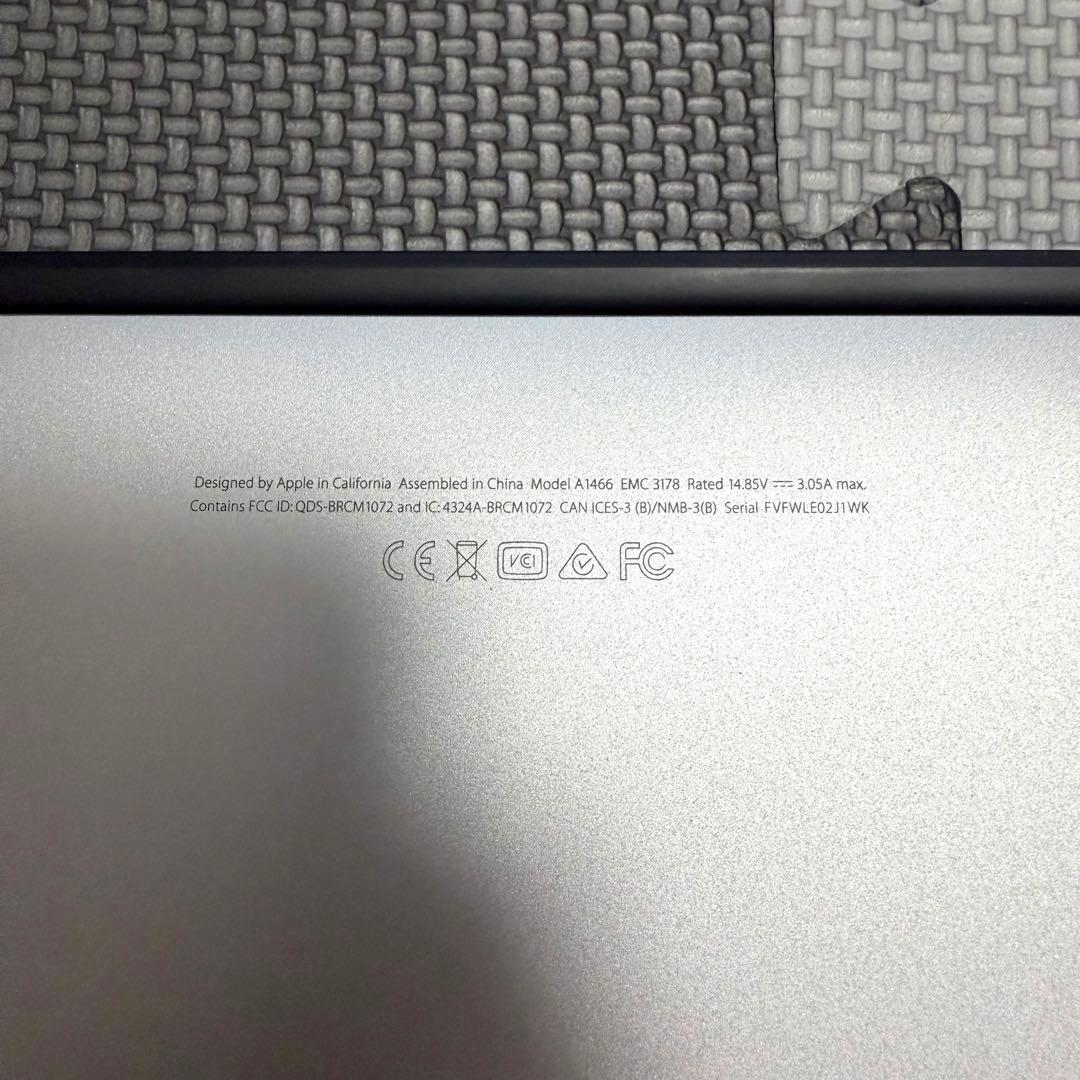 MacBook本体 MacBook Air (13-inch, 2017) MQD32J/A