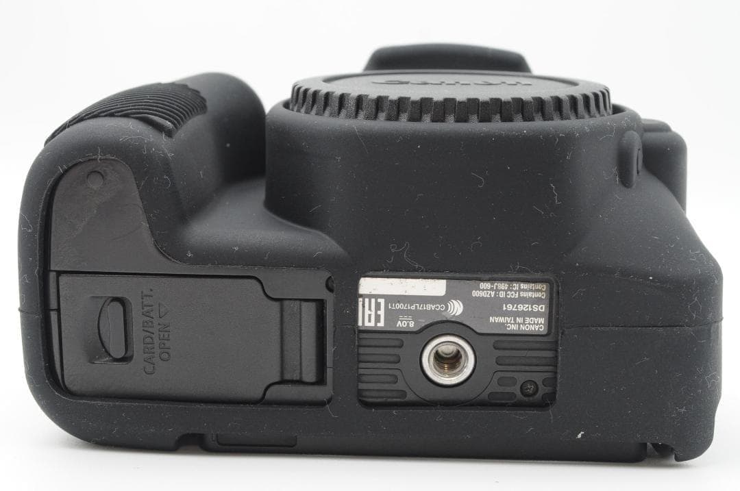 【もこ】●美品③● Canon EOS Kiss x10 ダブル