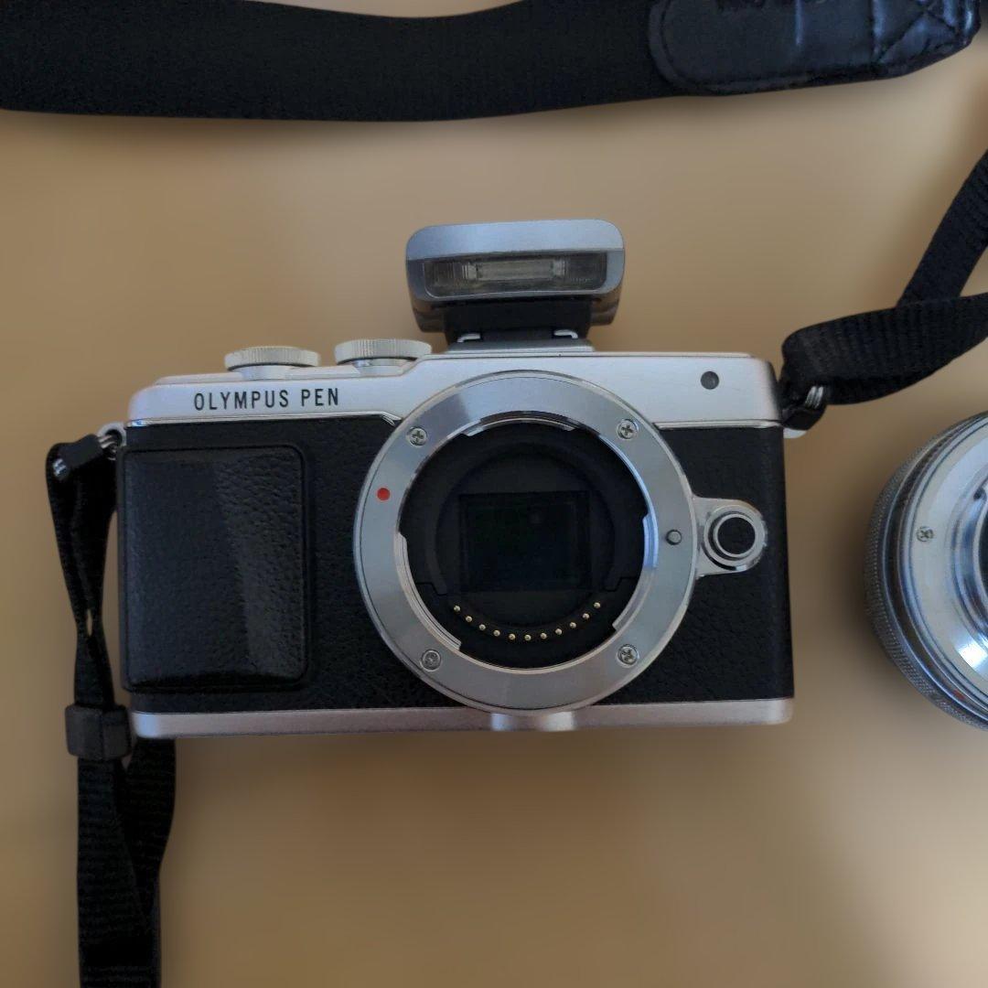 OLYMPUS　PEN Lite E-PL7