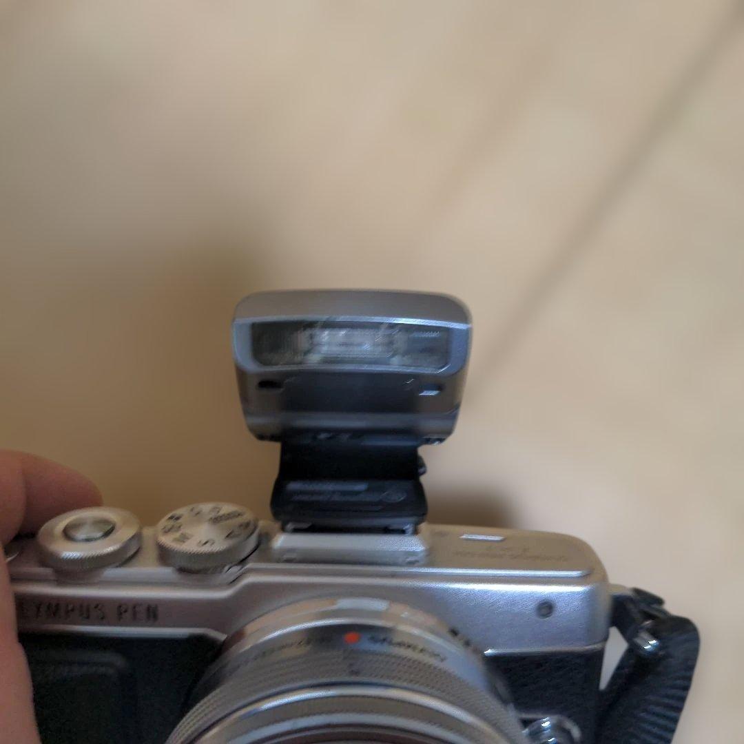 OLYMPUS　PEN Lite E-PL7