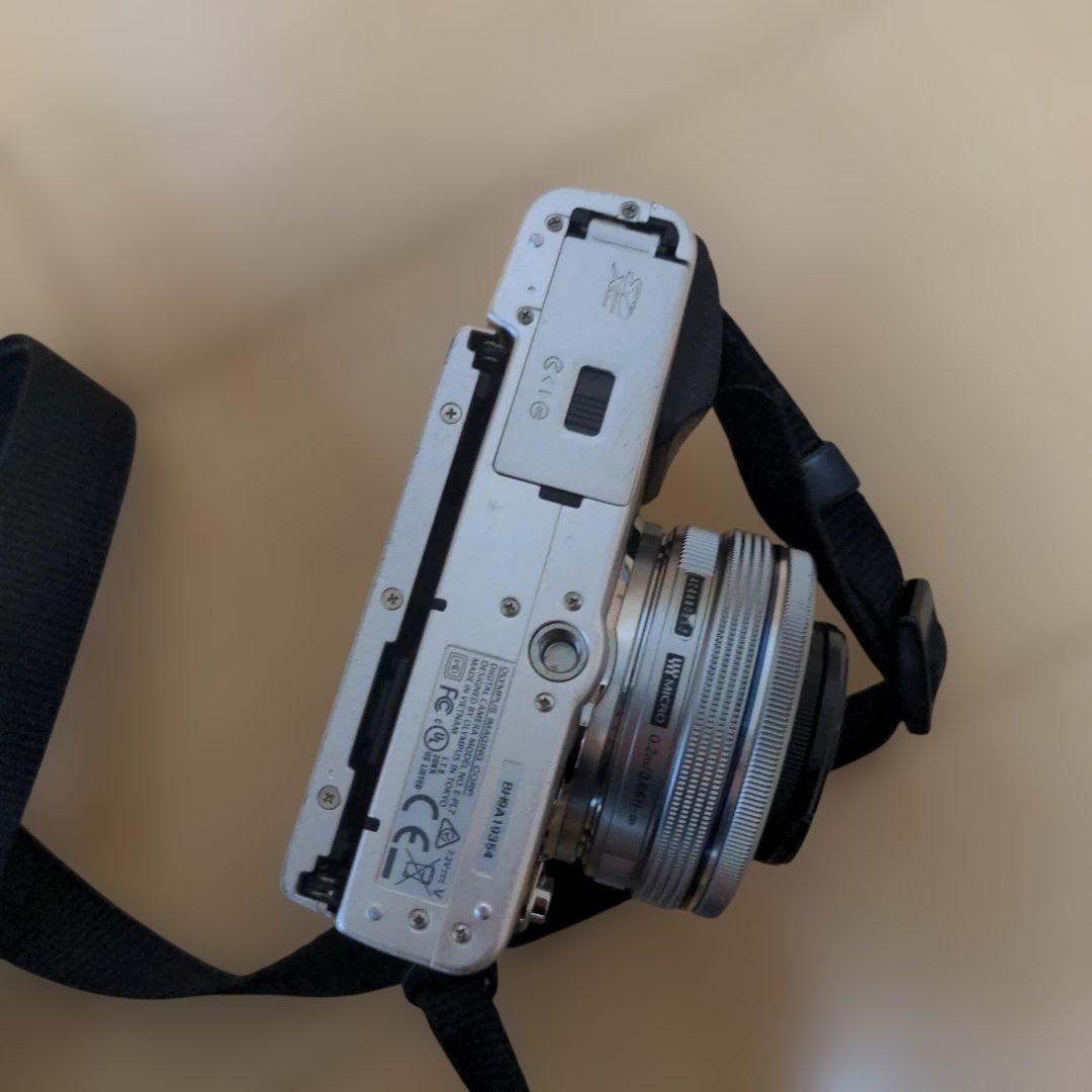 OLYMPUS　PEN Lite E-PL7