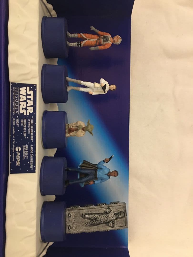 スターウォーズ　ボトルキャップ　セット　台座付き