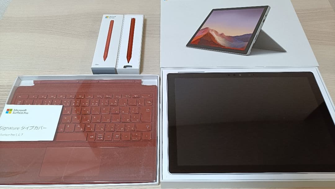 美品 Microsoft Surface Pro 7 8GB/128GB