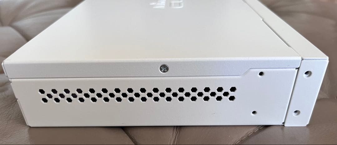 ルーター・ネットワーク機器 Mikrotik CCR1009-7G-1C-1S+