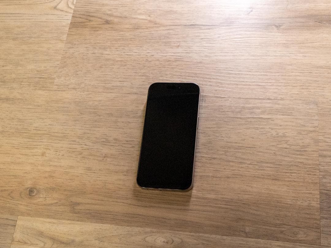 used　iPhone 15pro　128GB