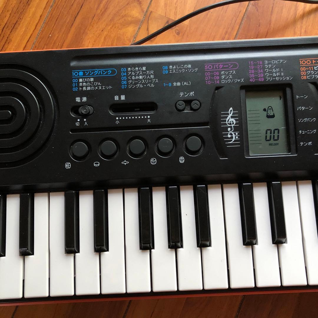 CASIO SA-76♪キーボード◎アダプター付◎美品♪プレゼントにも◎